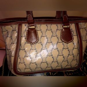 Celine monogram handbag 👜 💯 Authentic